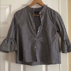 Gingham blouse with bell sleeves